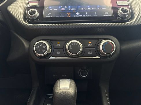 Used 2023 Nissan Kicks SV FWD image 10