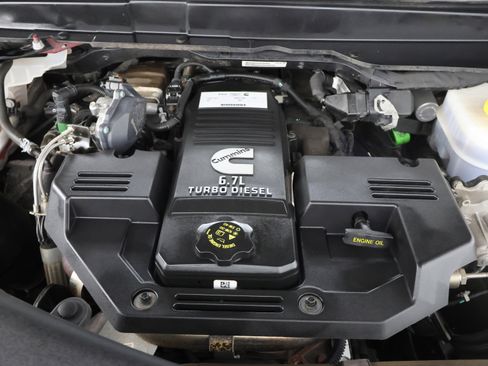 Used 2022 RAM 2500 Big Horn w/ Night Edition AWD/4WD image 20