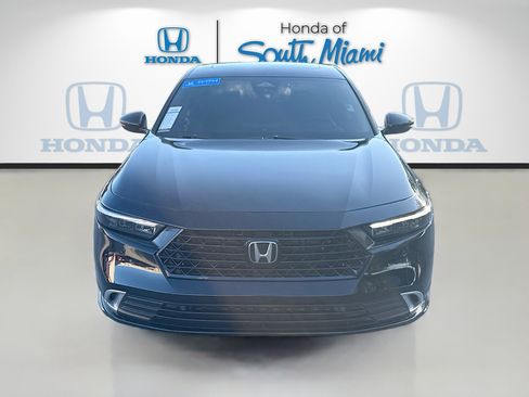 Certified 2023 Honda Accord Touring image 2