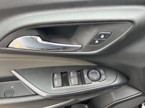 New 2026 Chevrolet Trax ACTIV w/ Driver Confidence Package FWD image 16