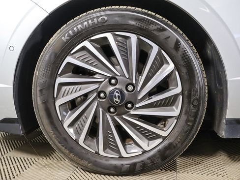 Certified 2024 Hyundai Sonata Limited FWD image 23
