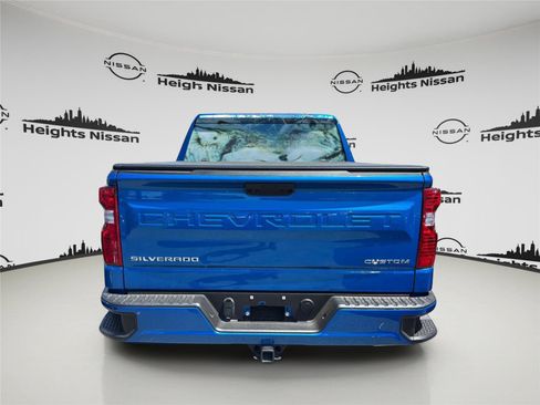 Used 2023 Chevrolet Silverado 1500 Custom AWD/4WD image 4