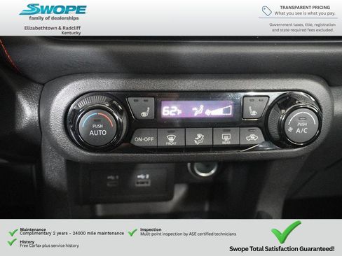 Used 2024 Nissan Kicks SR w/ SR Premium Package FWD image 21