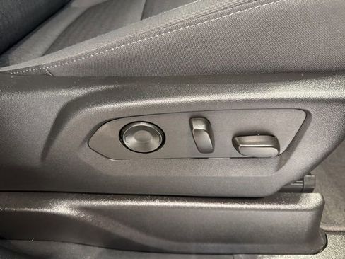 Used 2022 Chevrolet Tahoe LS image 14