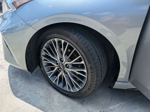 Certified 2023 Kia Forte GT-Line w/ GT-Line Technology Package FWD image 36