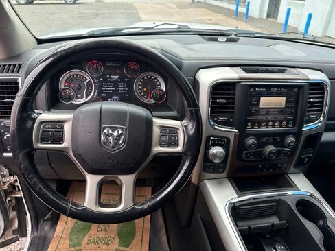 Used 2017 RAM 1500 Laramie w/ Convenience Group AWD/4WD image 20