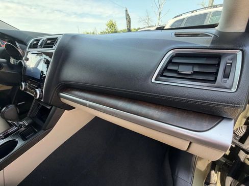 Used 2019 Subaru Outback 2.5i Limited w/ Popular Package #2 AWD/4WD image 14