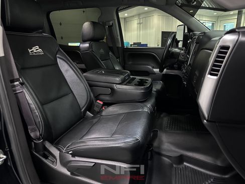 Used 2017 Chevrolet Silverado 1500 LT w/ All Star Edition AWD/4WD image 44