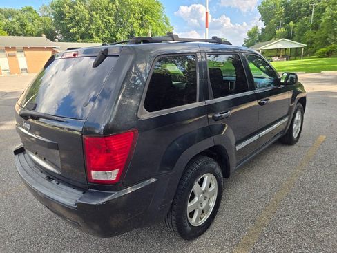 Used 2010 Jeep Grand Cherokee Laredo AWD/4WD image 11