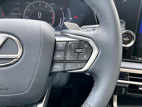 Used 2023 Lexus RX 350 FWD image 23