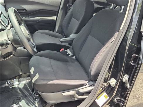 Certified 2023 Nissan Kicks S FWD image 15