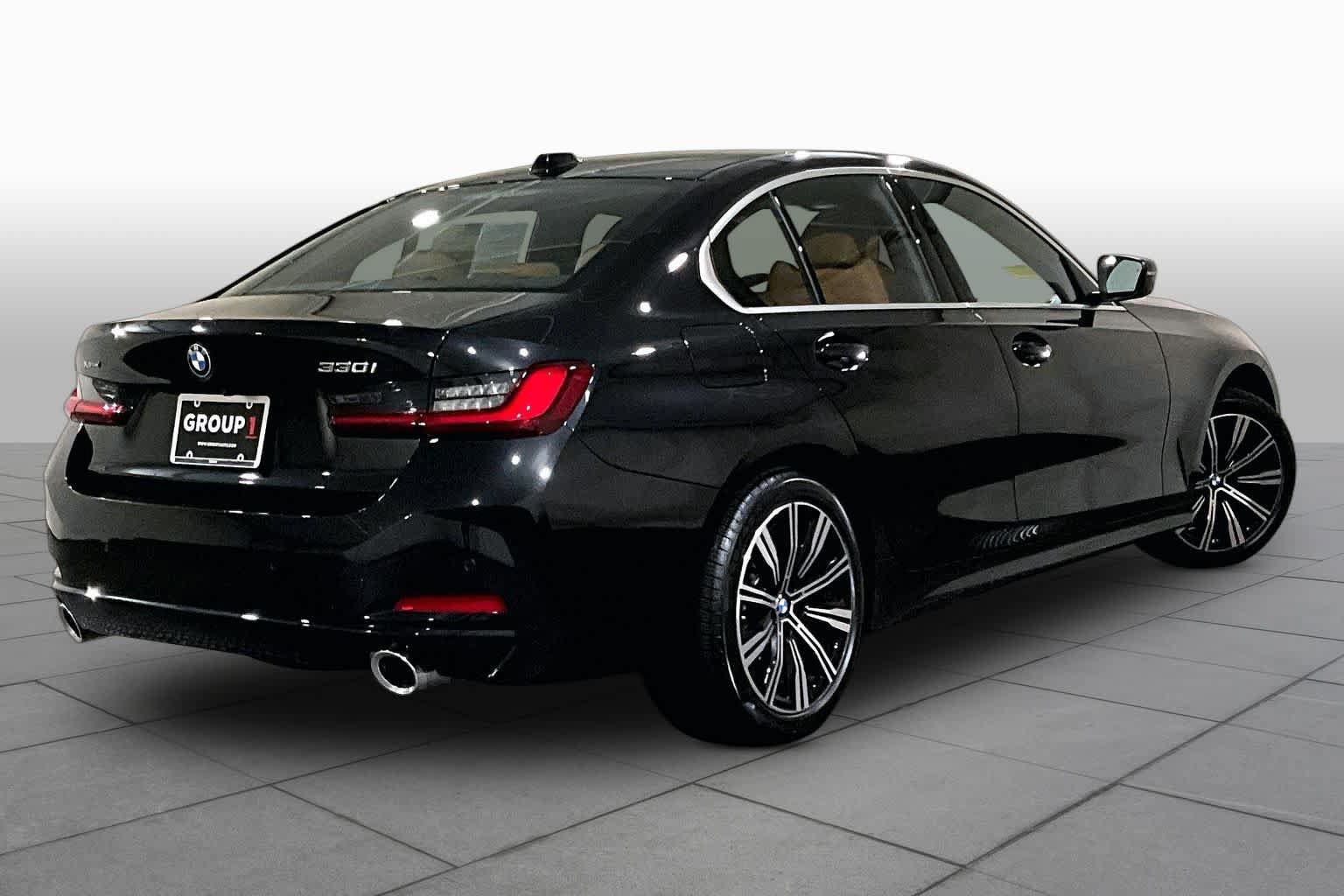 Used 2026 BMW 330i xDrive Sedan w/ Convenience Package AWD/4WD image 12