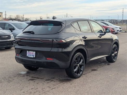 Used 2024 Dodge Hornet GT image 3