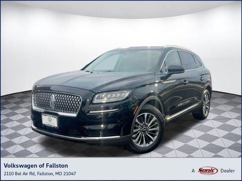 Used 2023 Lincoln Nautilus AWD w/ Premium Package image 1