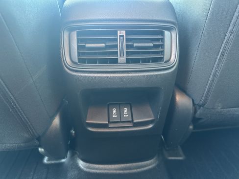 Used 2017 Honda CR-V EX image 16