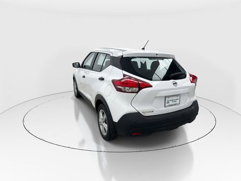 Used 2020 Nissan Kicks S FWD image 6