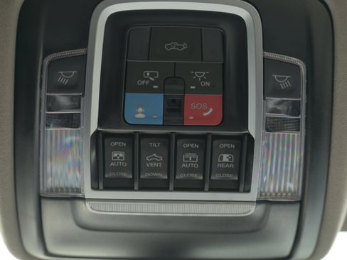 Used 2025 RAM 1500 Tungsten image 28