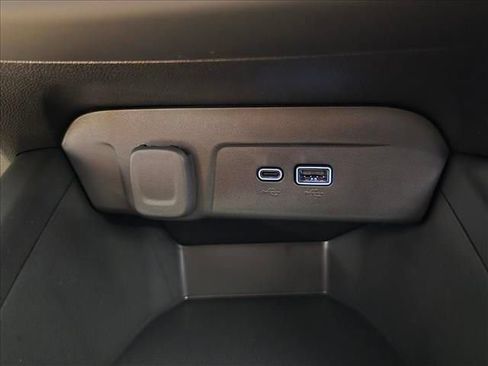 New 2026 Chevrolet Trax RS w/ Driver Confidence Package FWD image 25