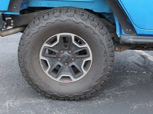 Used 2016 Jeep Wrangler Unlimited Rubicon AWD/4WD image 8