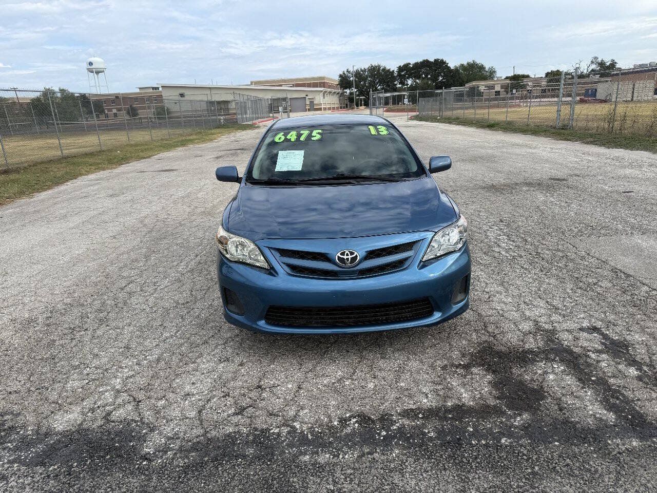 Used 2013 Toyota Corolla L FWD image 4