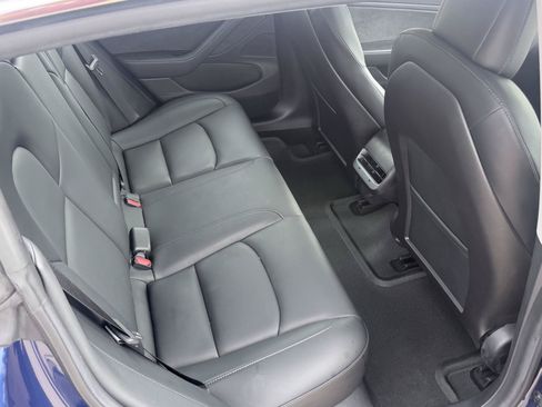 Used 2019 Tesla Model 3 Standard Range RWD image 34