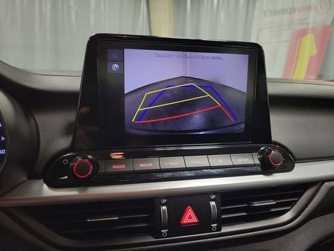 Used 2024 Kia Forte LX image 16