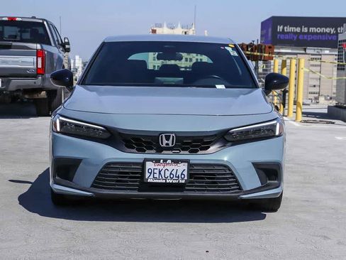 Used 2023 Honda Civic Sport image 2