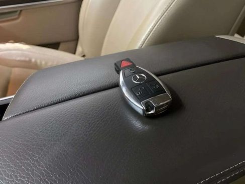 Used 2013 Mercedes-Benz GL 450 4MATIC image 91