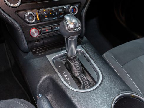 Used 2019 Ford Mustang GT image 19