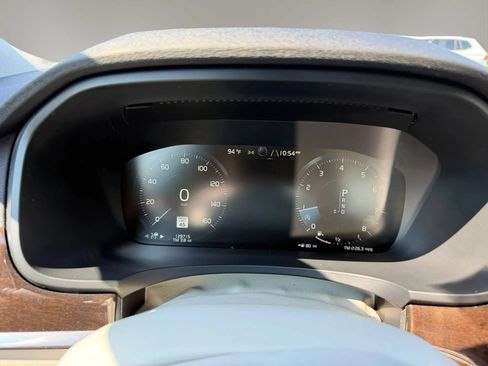 Used 2017 Volvo S90 T6 Momentum w/ Vision Package AWD/4WD image 13