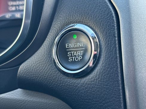 Used 2017 Ford Fusion SE w/ Fusion SE Technology Package image 24