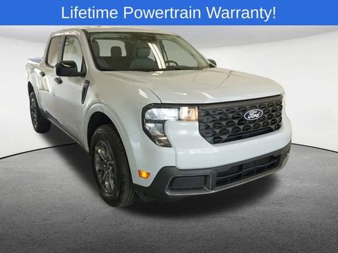 New 2025 Ford Maverick XLT w/ XLT Luxury Package image 17