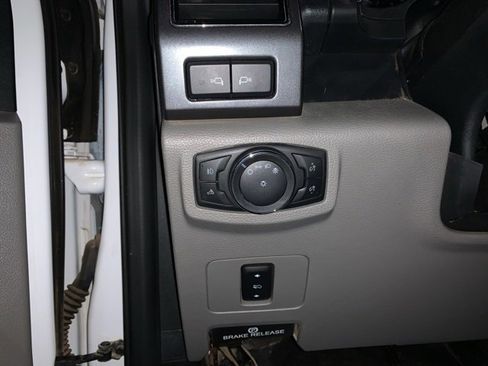 Used 2021 Ford F250 XLT w/ Tremor Off-Road Package image 14