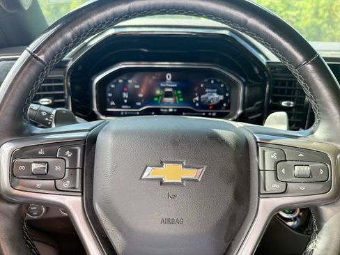 Used 2025 Chevrolet Silverado 1500 High Country w/ Technology Package AWD/4WD image 18