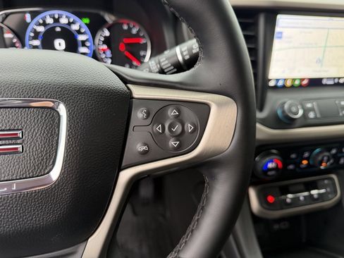 Used 2023 GMC Acadia Denali w/ Denali Ultimate Package image 19