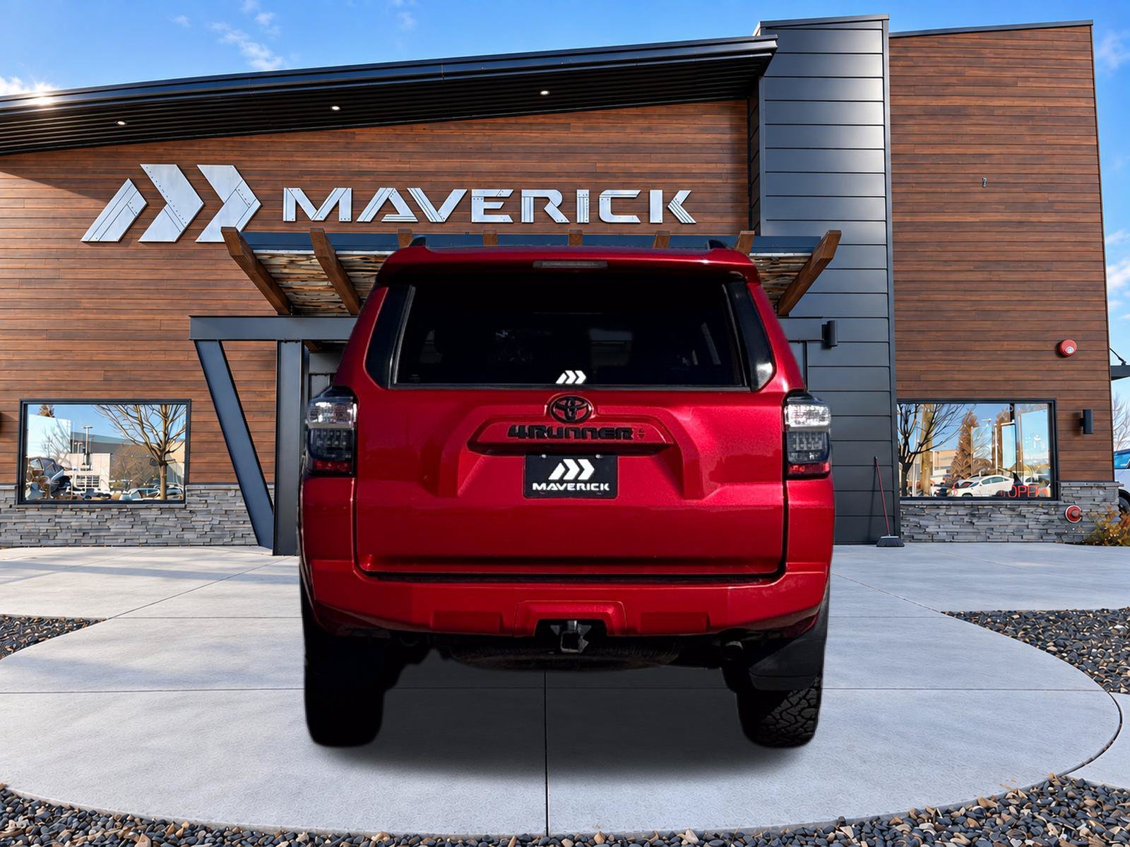Used 2021 Toyota 4Runner SR5 AWD/4WD image 8