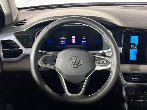 New 2026 Volkswagen Taos SE AWD/4WD image 13