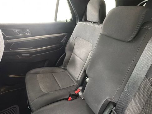 Used 2019 Ford Explorer XLT w/ Equipment Group 201A image 14