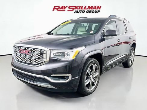 Used 2017 GMC Acadia Denali w/ Technology Package AWD/4WD image 3