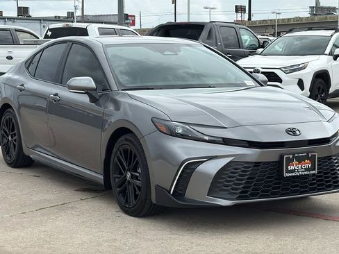 Certified 2026 Toyota Camry SE image 7