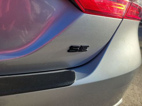 Certified 2022 Toyota Camry SE image 12