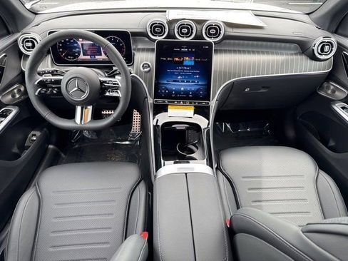 New 2025 Mercedes-Benz GLC 300 4MATIC image 7