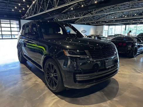 Used 2023 Land Rover Range Rover SE AWD/4WD image 7