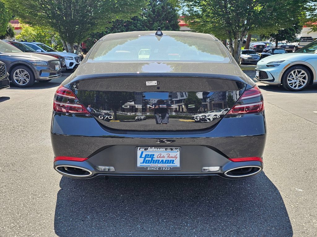 Certified 2025 Genesis G70 3.3T Advanced w/ Sport Prestige Package AWD/4WD image 4