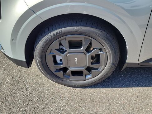 New 2026 Kia Carnival SX FWD image 37