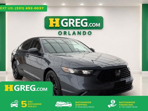 Used 2025 Honda Accord SE image 1