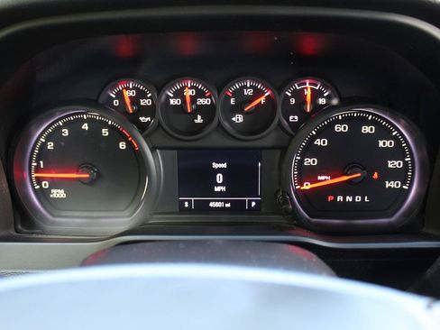 Used 2024 Chevrolet Silverado 2500 W/T w/ WT Convenience Package RWD image 30