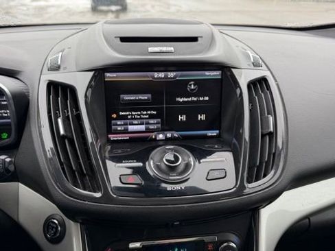 Used 2013 Ford C-MAX SEL image 19