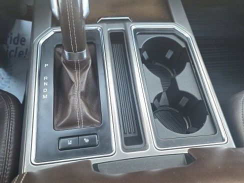 Used 2019 Ford F150 Limited w/ Trailer Tow Package image 22