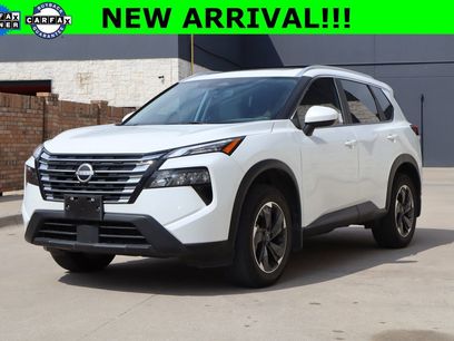 Used 2024 Nissan Rogue SV w/ SV Premium Package